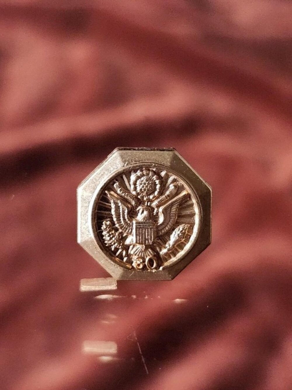 United States Federal Government 30 Years Of Service Goldtone Pin.